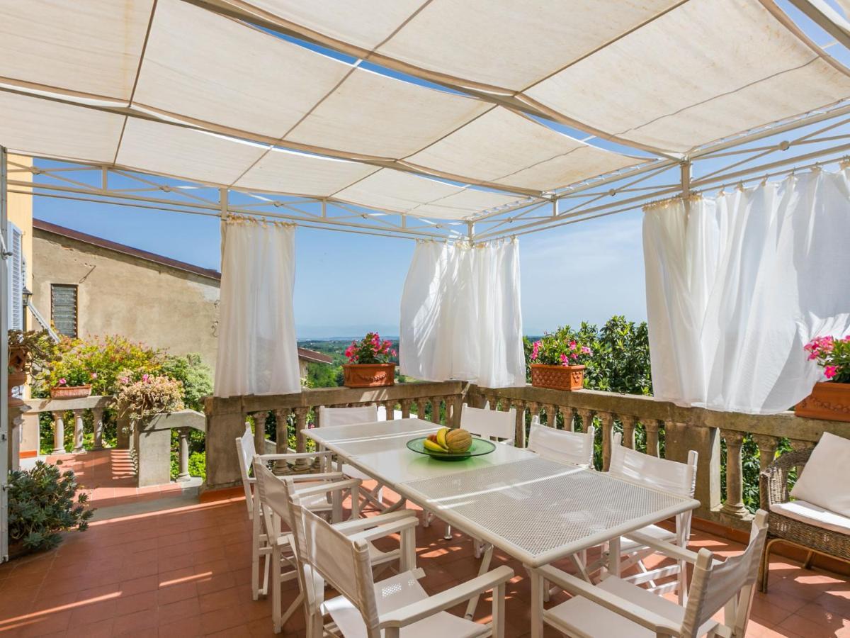 Villa Il Belvedere By Interhome Лари Экстерьер фото