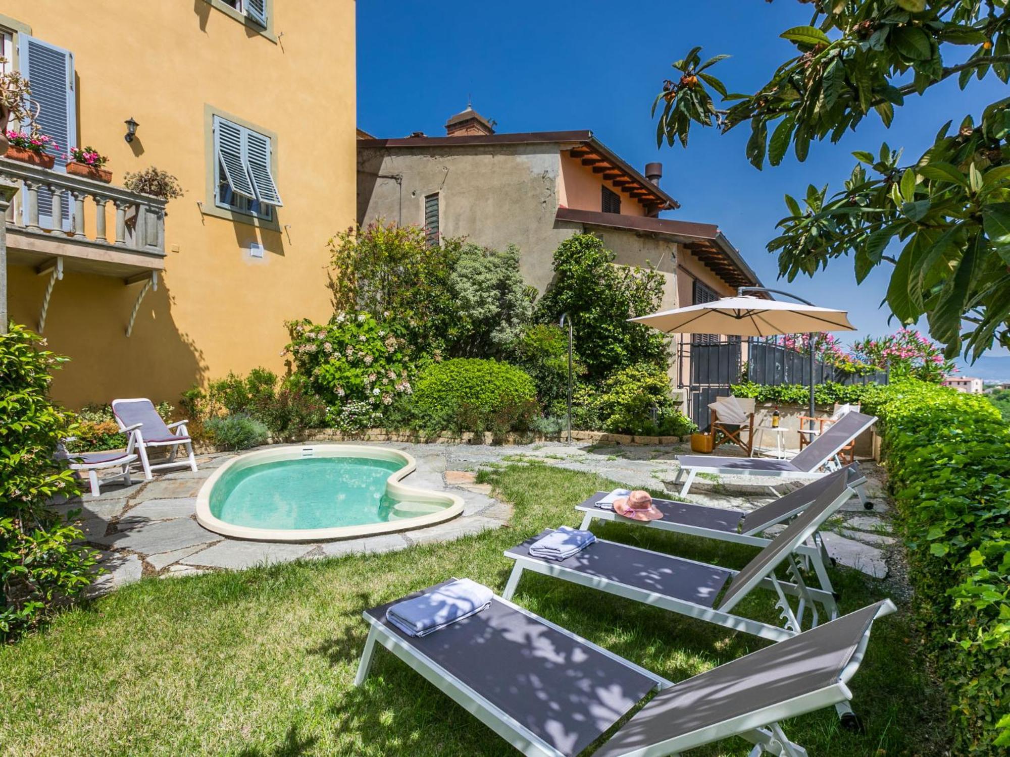 Villa Il Belvedere By Interhome Лари Экстерьер фото