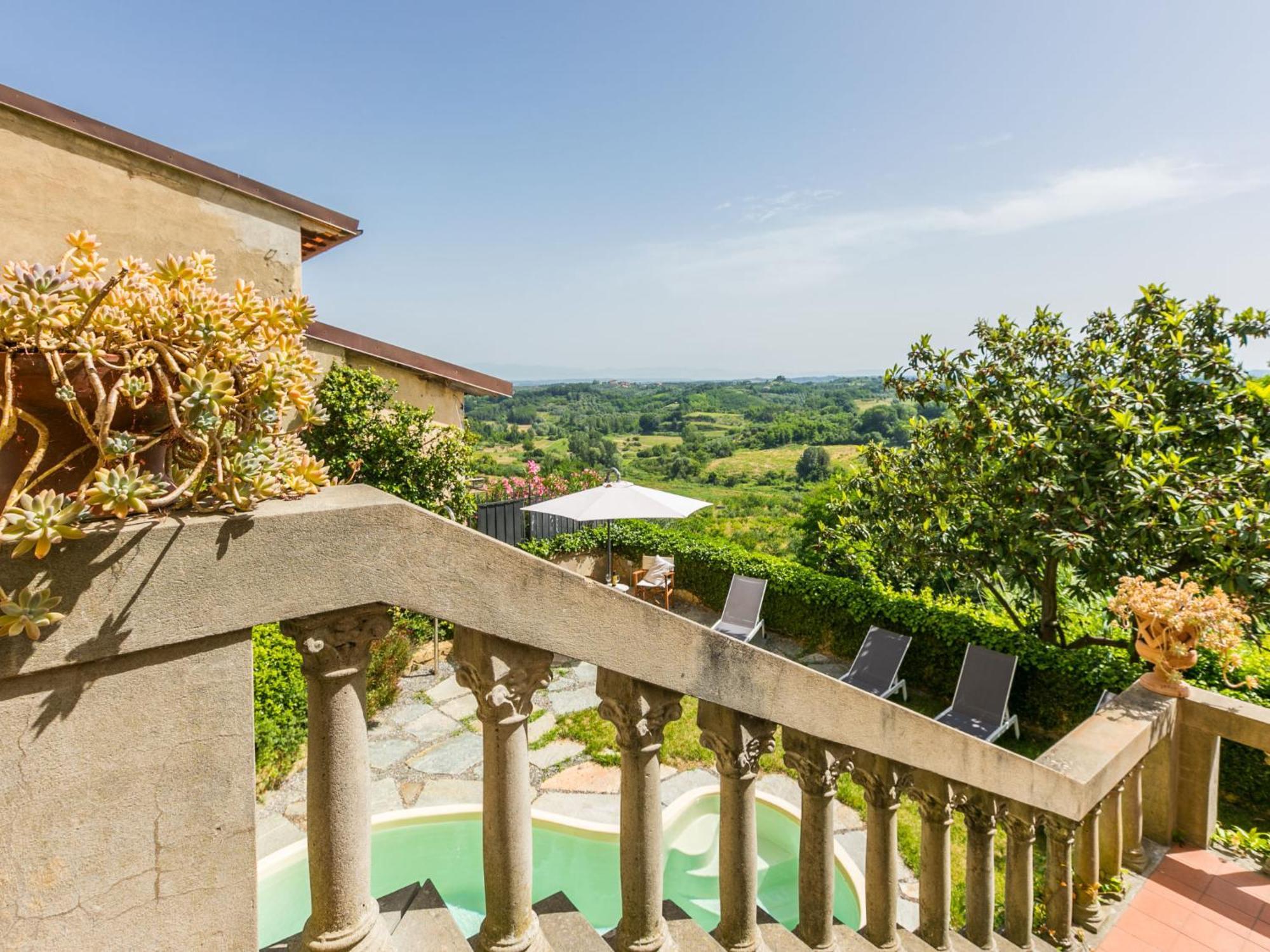 Villa Il Belvedere By Interhome Лари Экстерьер фото