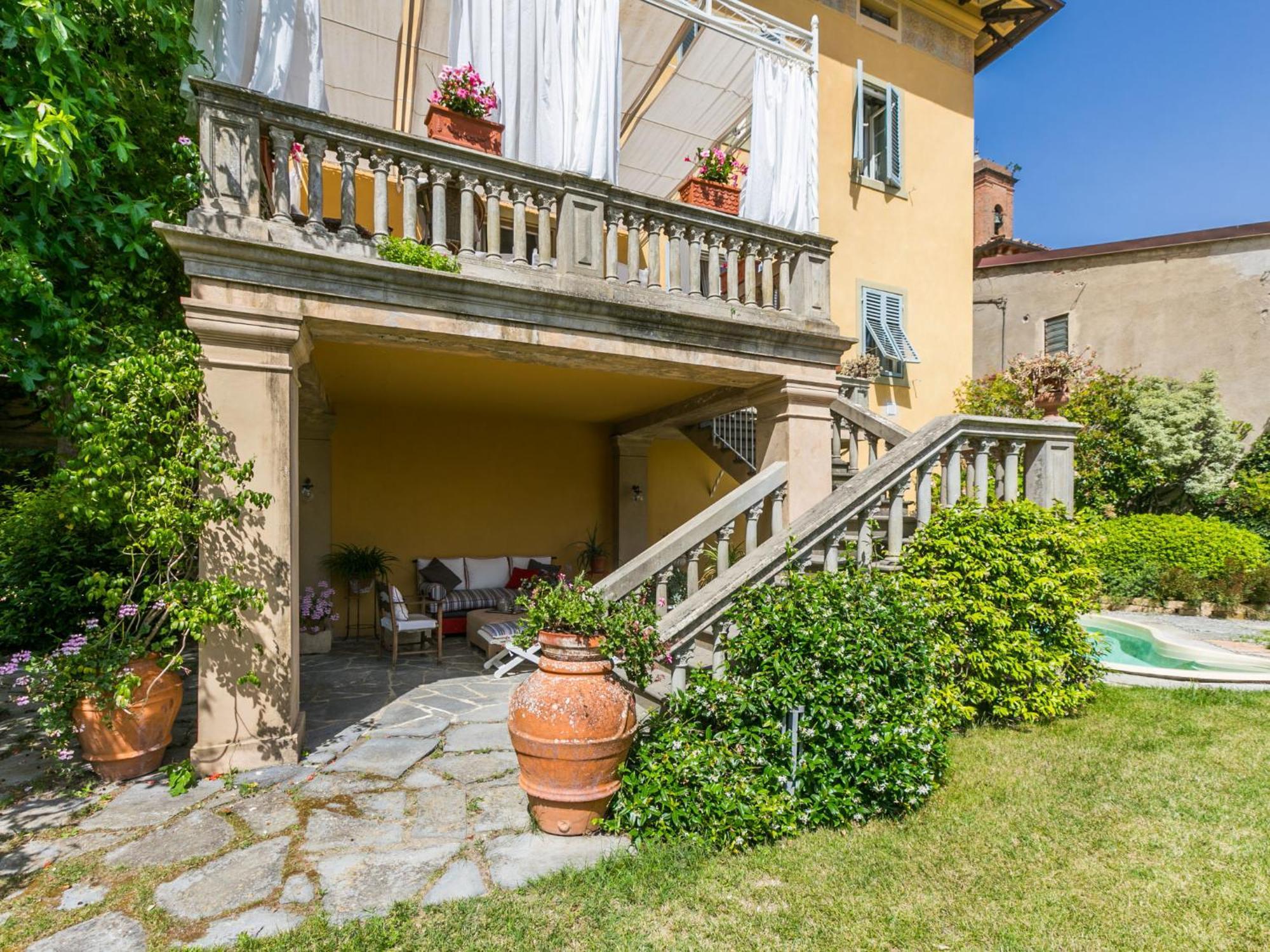 Villa Il Belvedere By Interhome Лари Экстерьер фото