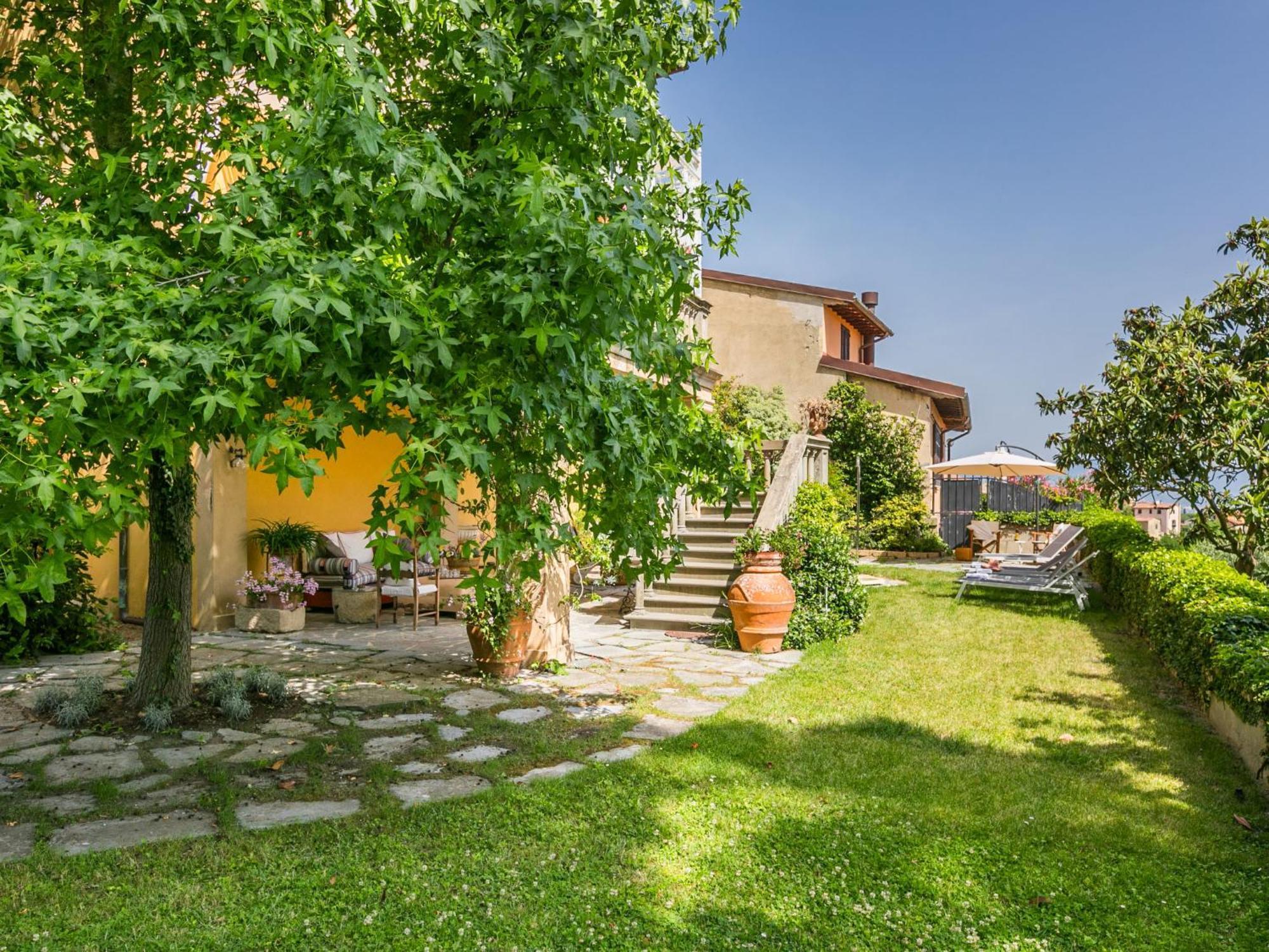 Villa Il Belvedere By Interhome Лари Экстерьер фото